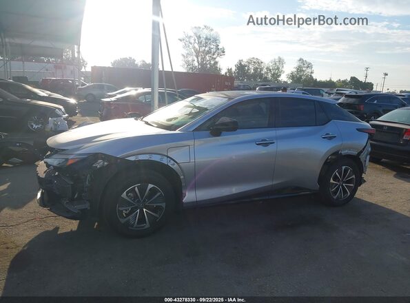 JTJAAAAB4PA020132 2023 LEXUS RZ 450E Серебряный 