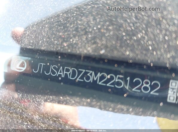 JTJSARDZ3M2251282 2021 LEXUS NX Red Vista del compartimento del motor