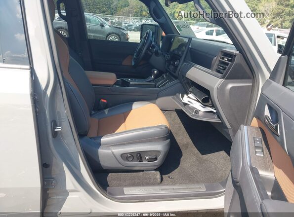 JTJTBCDX9R5012418 2024 LEXUS GX 550 Gray Vista interior delantera