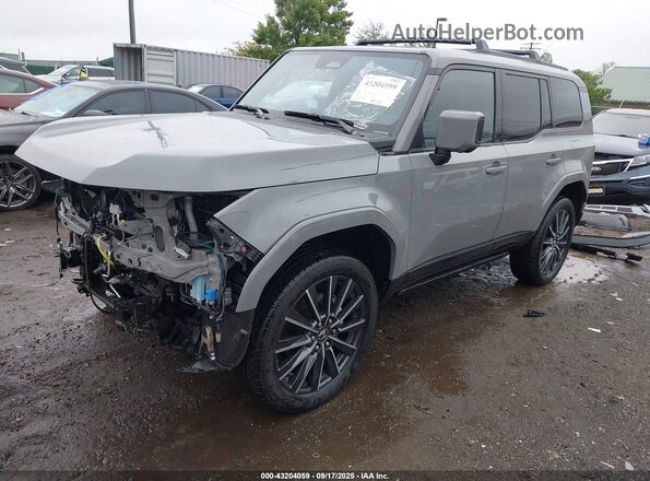 JTJVBCDX4R5015218 2024 LEXUS GX 550 Серый Передняя левая четверть