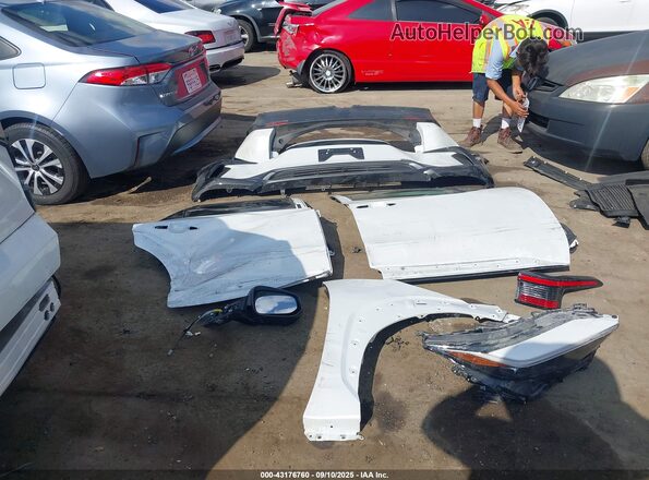 JTMAAAAA9PA019956 2023 TOYOTA LIMITED White Widok zestawu wskaźników