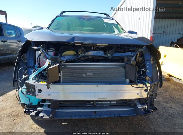JTMB6RFV4RD136698 2024 TOYOTA LE Gray Vista interior trasera