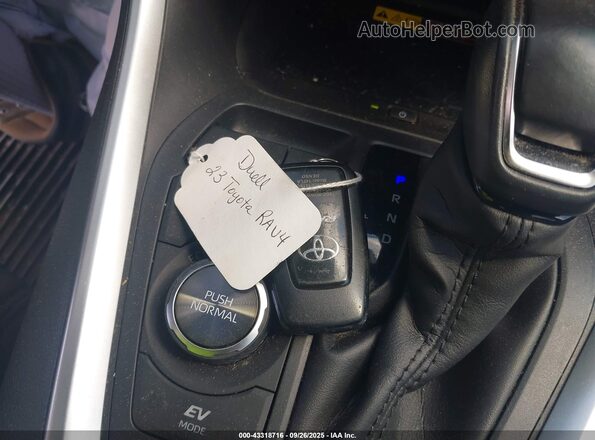JTME6RFV9PJ024331 2023 TOYOTA RAV4 HYBRID Gray Առջևի վահանակի տեսք