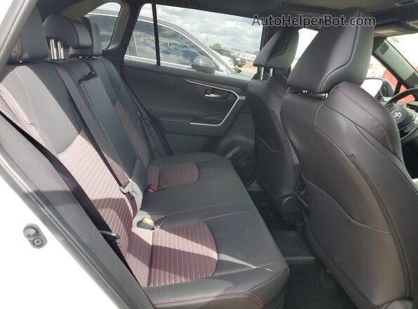 JTMEB3FV5RD231633 2024 TOYOTA RAV4 White 