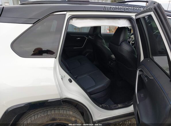 JTMEWRFV5LJ048118 2020 TOYOTA RAV4 White VIN sticker view