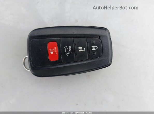 JTMEWRFV5LJ048118 2020 TOYOTA RAV4 White Dashboard view