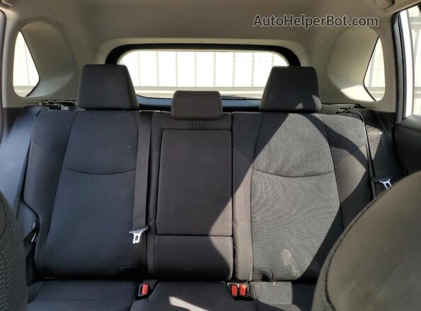 JTMK1RFV0ND093521 2022 TOYOTA LE White Вид задніх сидінь