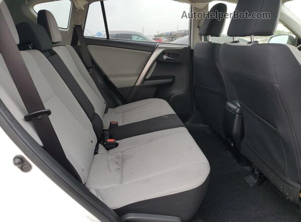 JTMWFREV6JD127282 2018 TOYOTA RAV4 White 