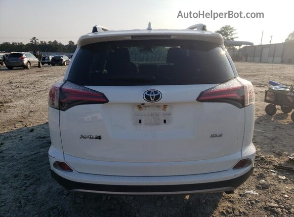JTMWFREVXJJ740734 2018 TOYOTA RAV4 White 