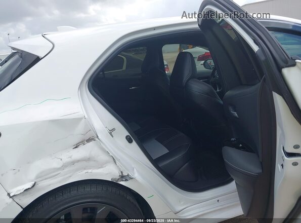 JTNC4MBE4R3215681 2024 TOYOTA LL White Widok naklejki z numerem VIN