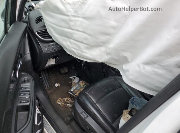 KL4CJCSM9KB842901 2019 BUICK ENCORE White Widok deski rozdzielczej