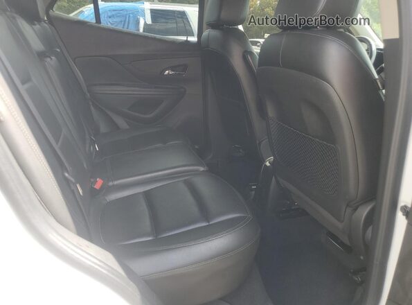 KL4CJCSM9KB899406 2019 BUICK ENCORE White Widok wnętrza z tyłu
