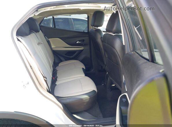 KL4CJESB7MB345908 2021 BUICK ENCORE White VIN კოდის სტიკერის ხედი