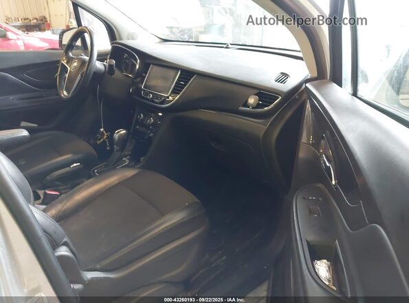 KL4CJESB9LB006579 2020 BUICK ENCORE Silver Սալոնի դիմացի տեսք