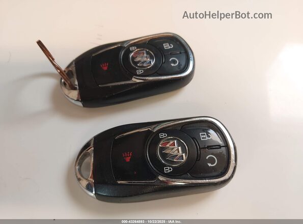 KL4MMDSL3LB104537 2020 BUICK ENCORE Red Вид панелі приладів