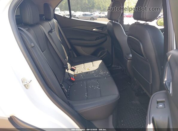 KL4MMFSL5NB127073 2022 BUICK ENCORE White 