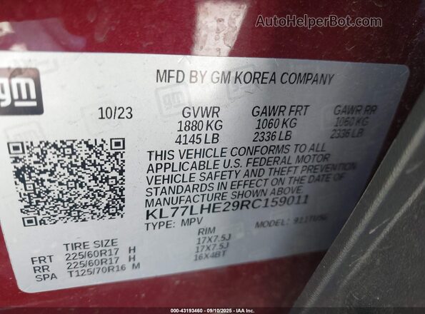 KL77LHE29RC159011 2024 CHEVROLET TRAX Red Widok komory silnika
