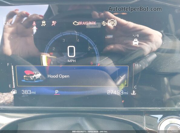 KL77LKE2XRC025377 2024 CHEVROLET TRAX Black უკანა სავარძლების ხედი