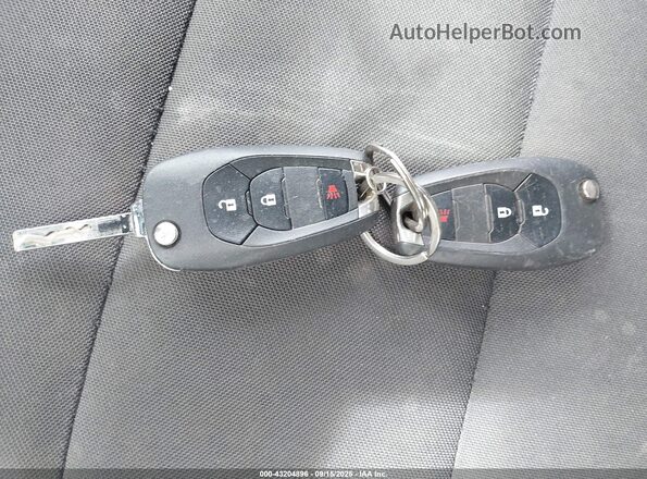 KL79MMS25MB072319 2021 CHEVROLET TRAILBLAZER Белый Вид панели приборов