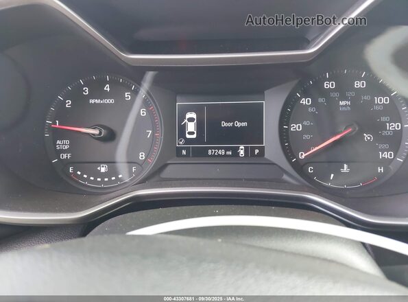 KL79MMS26MB000142 2021 CHEVROLET TRAILBLAZER Gray Widok tylnych siedzeń