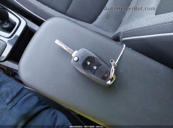 KL79MMS26MB142068 2021 CHEVROLET TRAILBLAZER Red Dashboard view