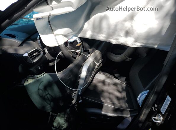KL79MPS23MB098693 2021 CHEVROLET TRAILBLAZER Черный Вид салона спереди