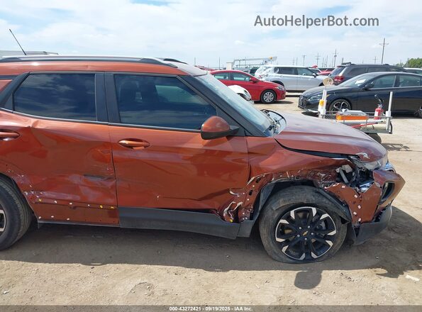 KL79MPSL6MB067933 2021 CHEVROLET TRAILBLAZER Orange Front view