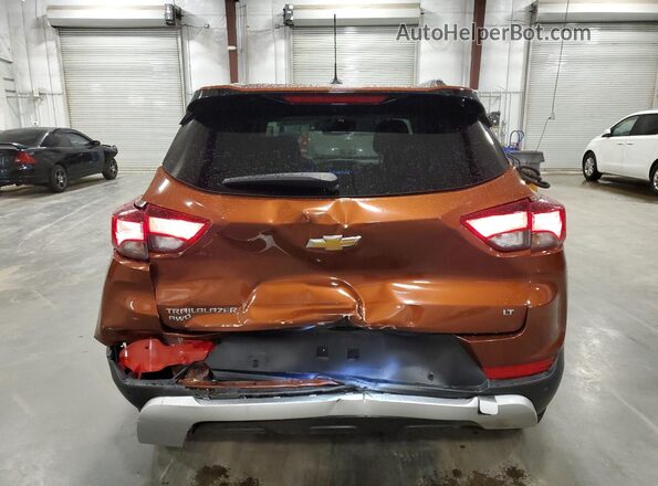 KL79MRSL4MB016863 2021 CHEVROLET TRAILBLAZER Brown Widok z tyłu