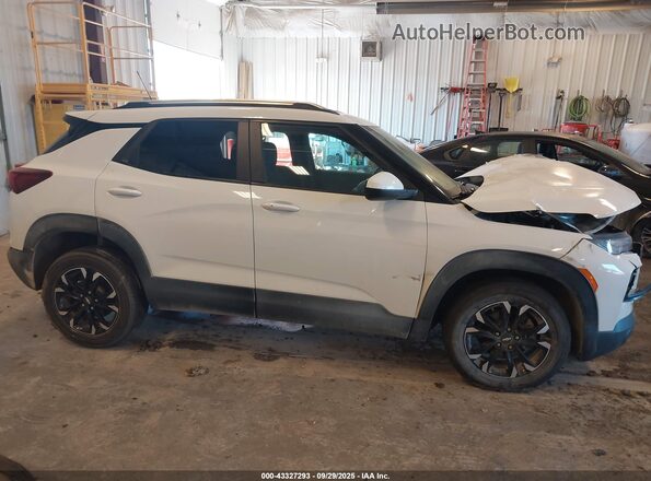 KL79MRSLXPB030125 2023 CHEVROLET TRAILBLAZER White Widok wnętrza z tyłu