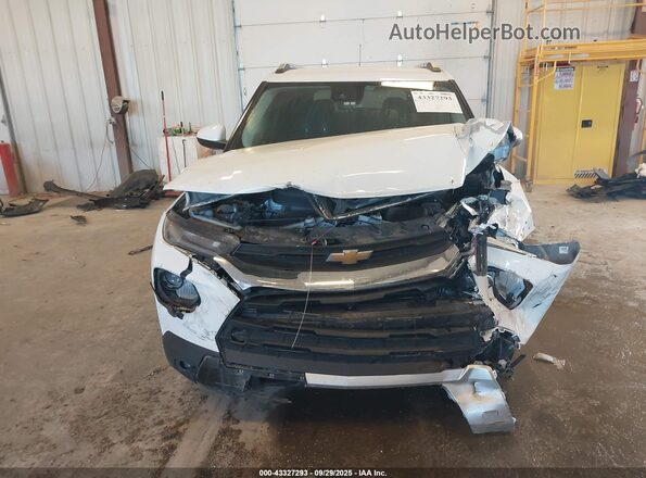 KL79MRSLXPB030125 2023 CHEVROLET TRAILBLAZER White Widok zestawu wskaźników