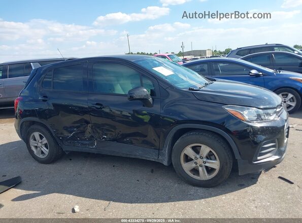 KL7CJKSB1MB314784 2021 CHEVROLET TRAX Black Rear interior view