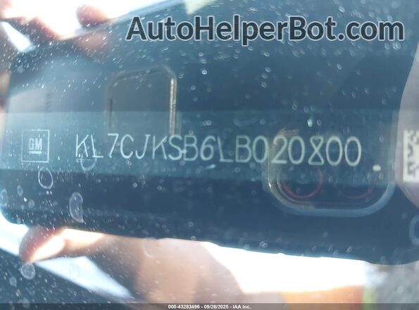KL7CJKSB6LB020800 2020 CHEVROLET TRAX Black Widok komory silnika