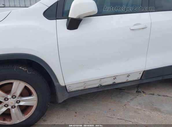 KL7CJKSB7MB320802 2021 CHEVROLET TRAX White წინა ხედი