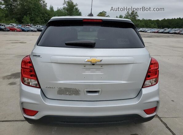 KL7CJKSM3NB544085 2022 CHEVROLET TRAX Silver Widok z tyłu
