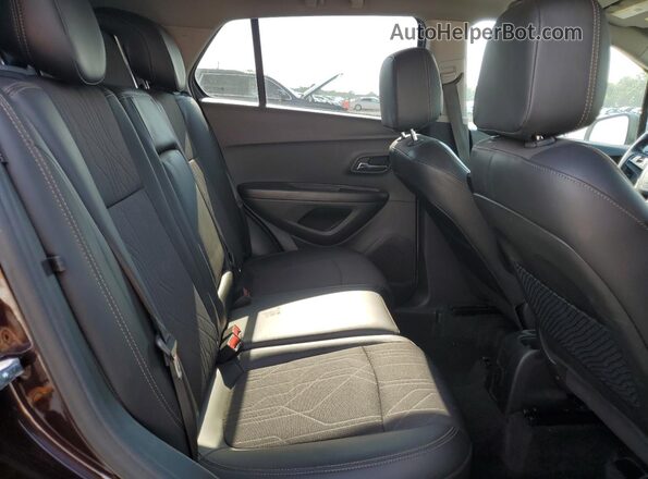 KL7CJLSB0MB323188 2021 CHEVROLET TRAX Burgundy Սալոնի հետևի տեսք