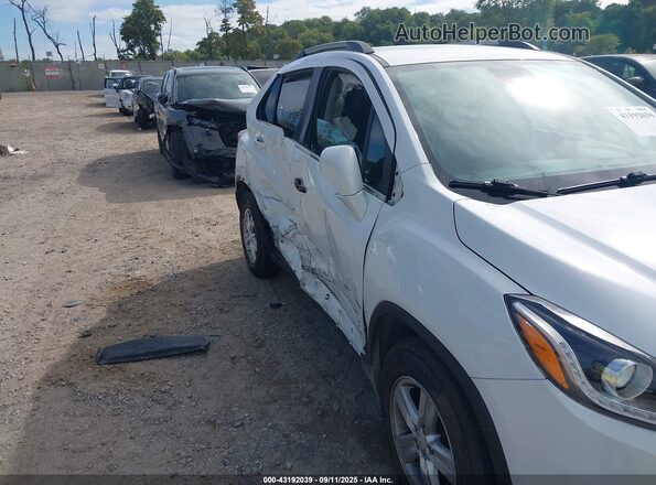KL7CJLSB5JB537797 2018 CHEVROLET TRAX White 