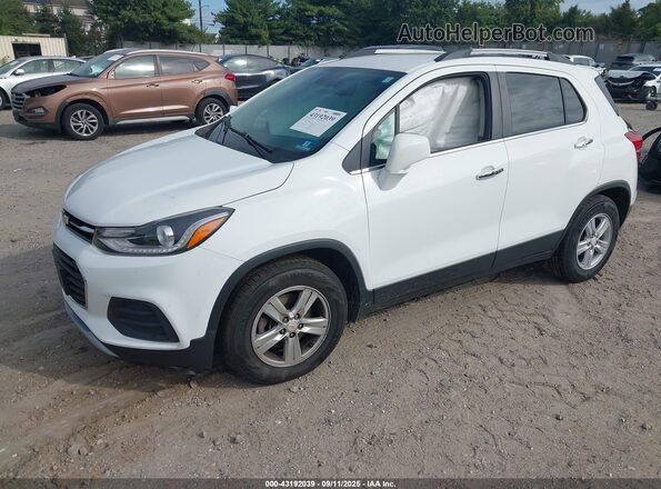 KL7CJLSB5JB537797 2018 CHEVROLET TRAX White 