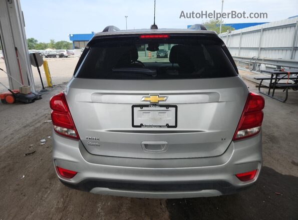 KL7CJLSB6KB815219 2019 CHEVROLET TRAX Silver Widok z tyłu