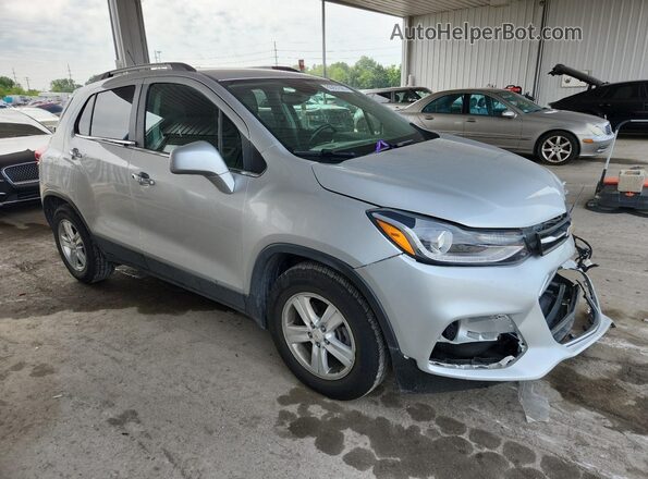 KL7CJLSB6KB815219 2019 CHEVROLET TRAX Silver Przód prawy