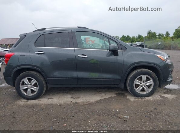 KL7CJPSB4JB712645 2018 CHEVROLET TRAX Gray 