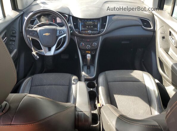 KL7CJPSB8KB928872 2019 CHEVROLET TRAX White Dashboard view