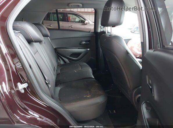 KL7CJPSB8MB349867 2021 CHEVROLET TRAX Maroon VIN sticker view