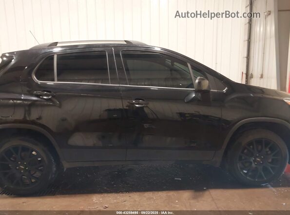 KL7CJPSM0NB534790 2022 CHEVROLET TRAX Black უკანა სალონის ხედი