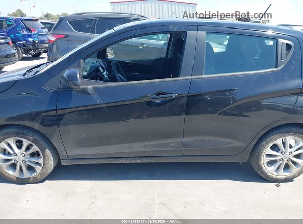 KL8CD6SA1MC743581 2021 CHEVROLET SPARK Black 360 interior view
