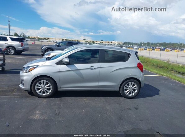 KL8CD6SA2MC707091 2021 CHEVROLET SPARK Silver Widok wnętrza 360 stopni