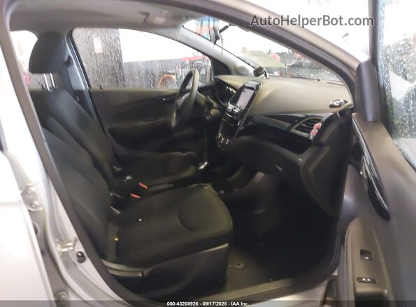 KL8CD6SA7MC731595 2021 CHEVROLET SPARK Silver Սալոնի դիմացի տեսք
