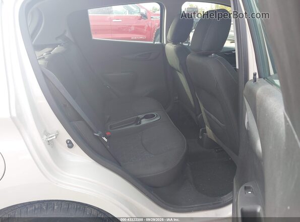KL8CD6SAXLC464368 2020 CHEVROLET SPARK White VIN կոդի պիտակի տեսք