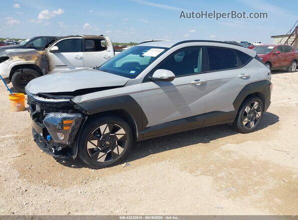 KM8HB3AB0RU083798 2024 HYUNDAI KONA Gray Vista tres cuartos delantera izquierda