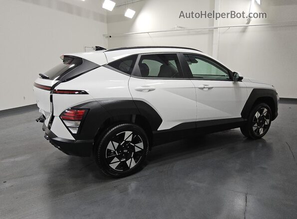 KM8HBCAB8SU342477 2025 HYUNDAI KONA White 