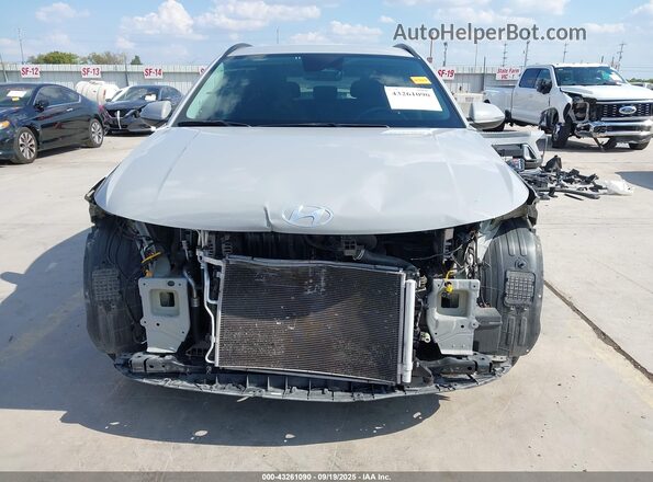 KM8HC3AB2RU105460 2024 HYUNDAI KONA Gray Vista interior trasera